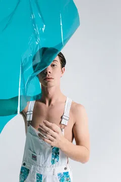 客服支持人员形象展示